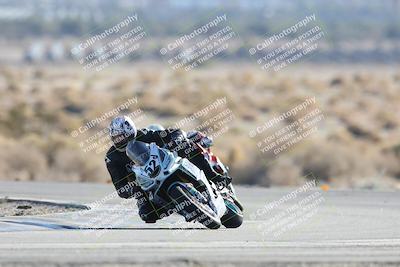 media/Dec-07-2025-CVMA (Sun) [[3e7d2de5dc]]/Race 12- Formula 40 MW and LW/